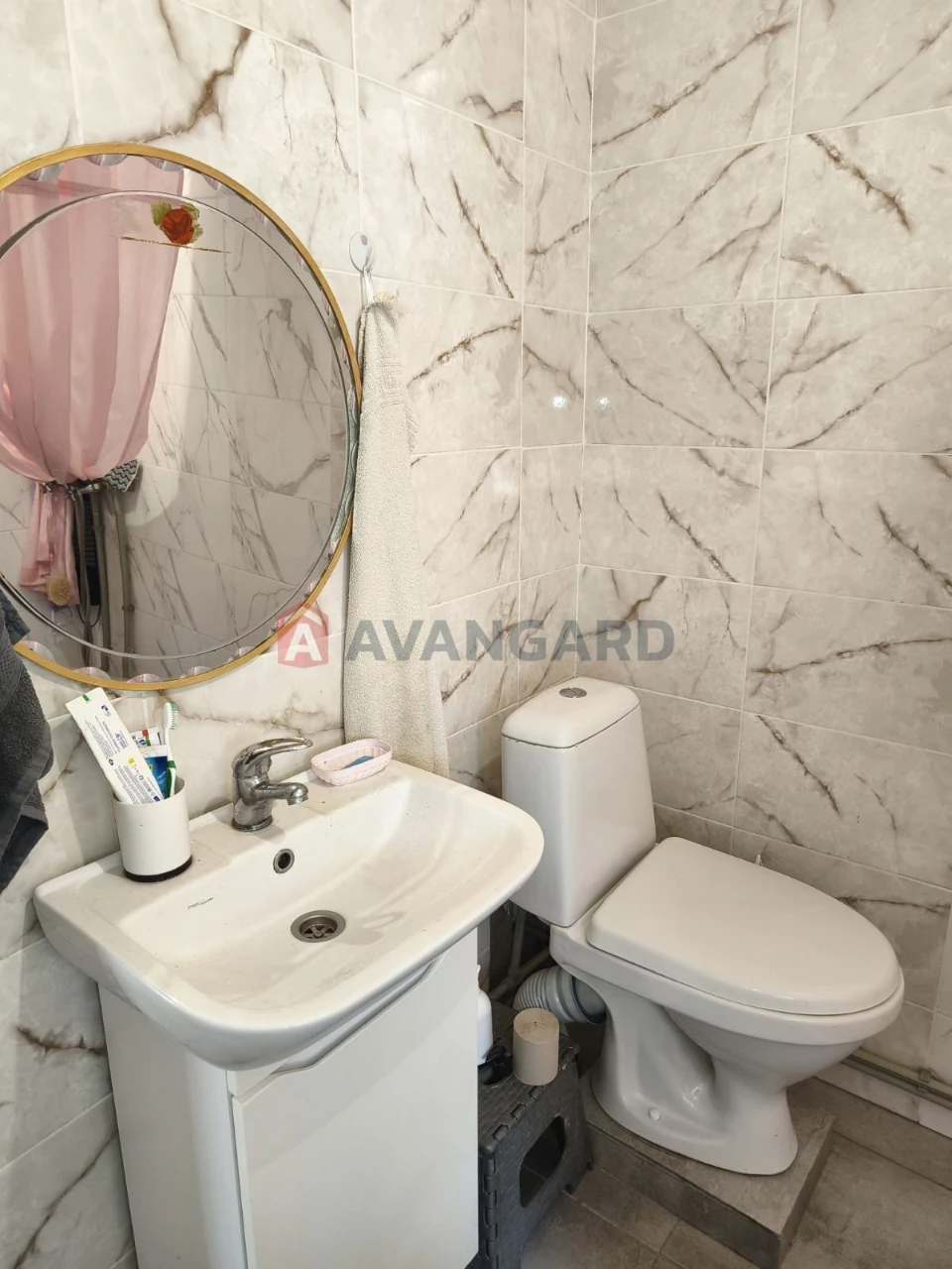 For sale, cozy house with renovation and furniture