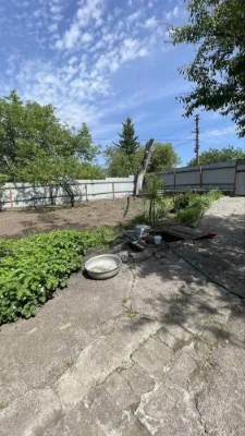 Продаж будинку з приватизованою земельною ділянкою, район Черемушки