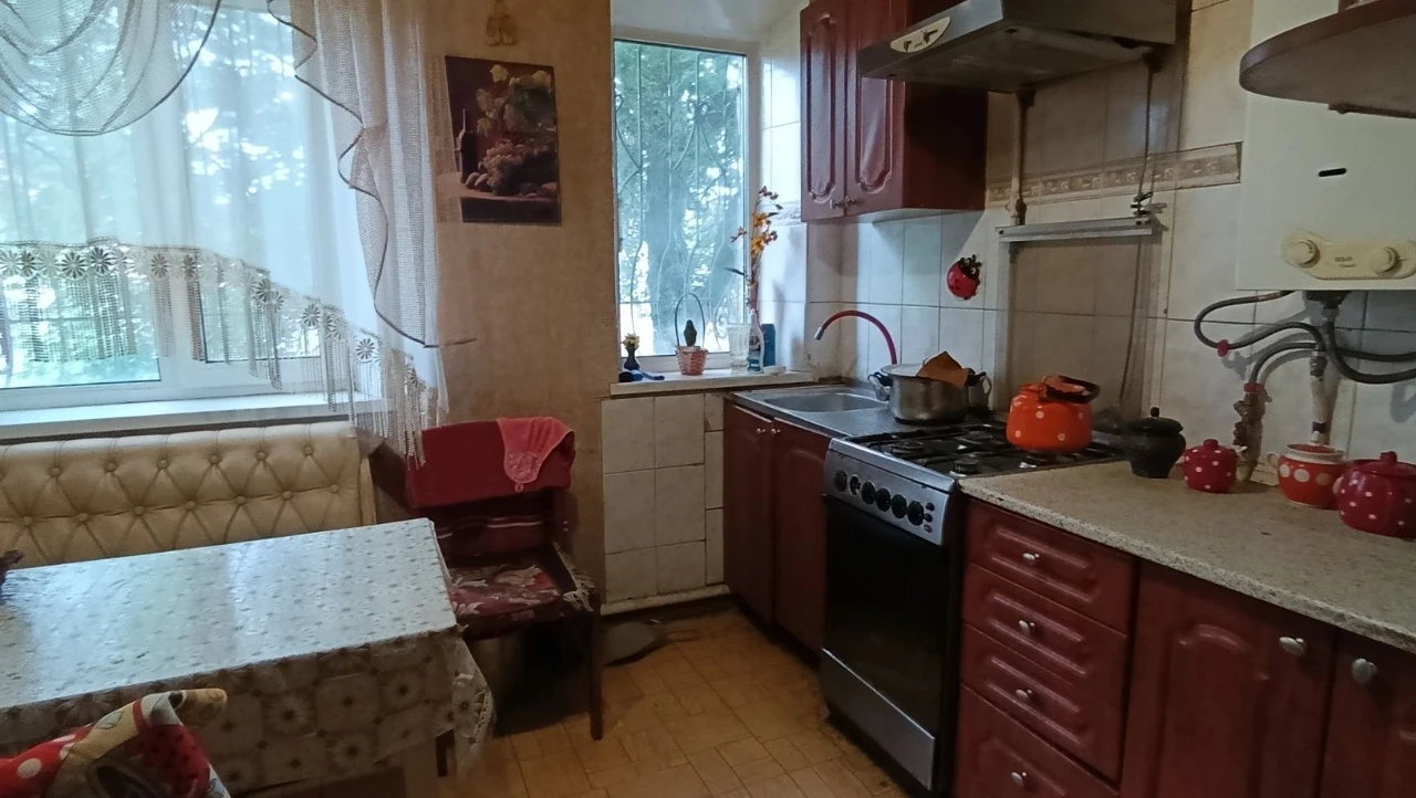 Продається будинок на Бамі