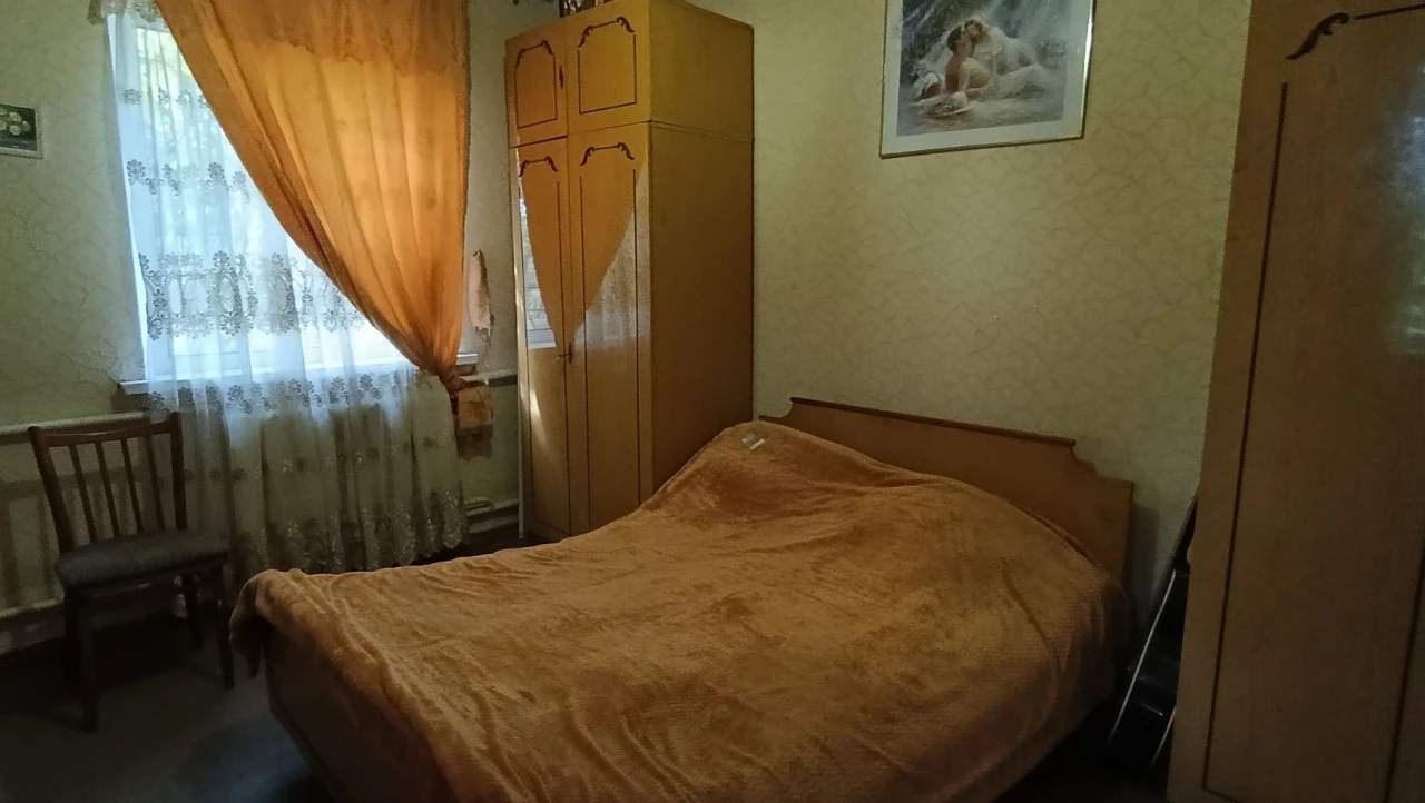 Продається будинок на Бамі
