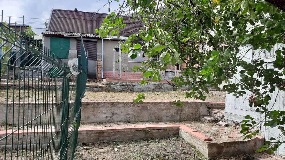 Участок три сотки на большом фонтане