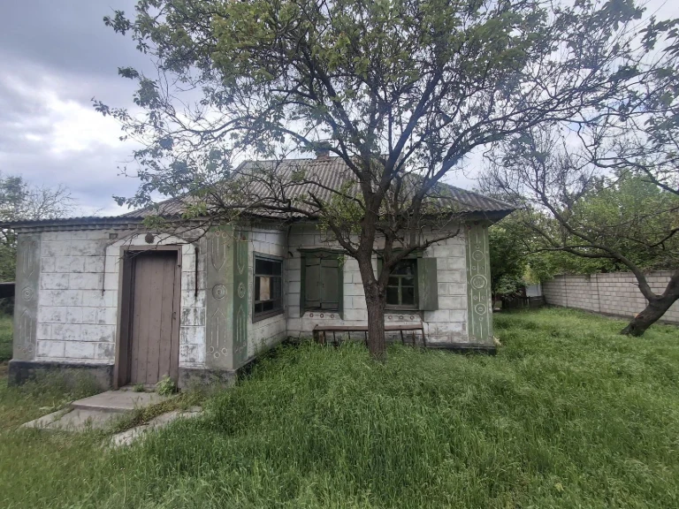 Продам дом с участком 15 соток