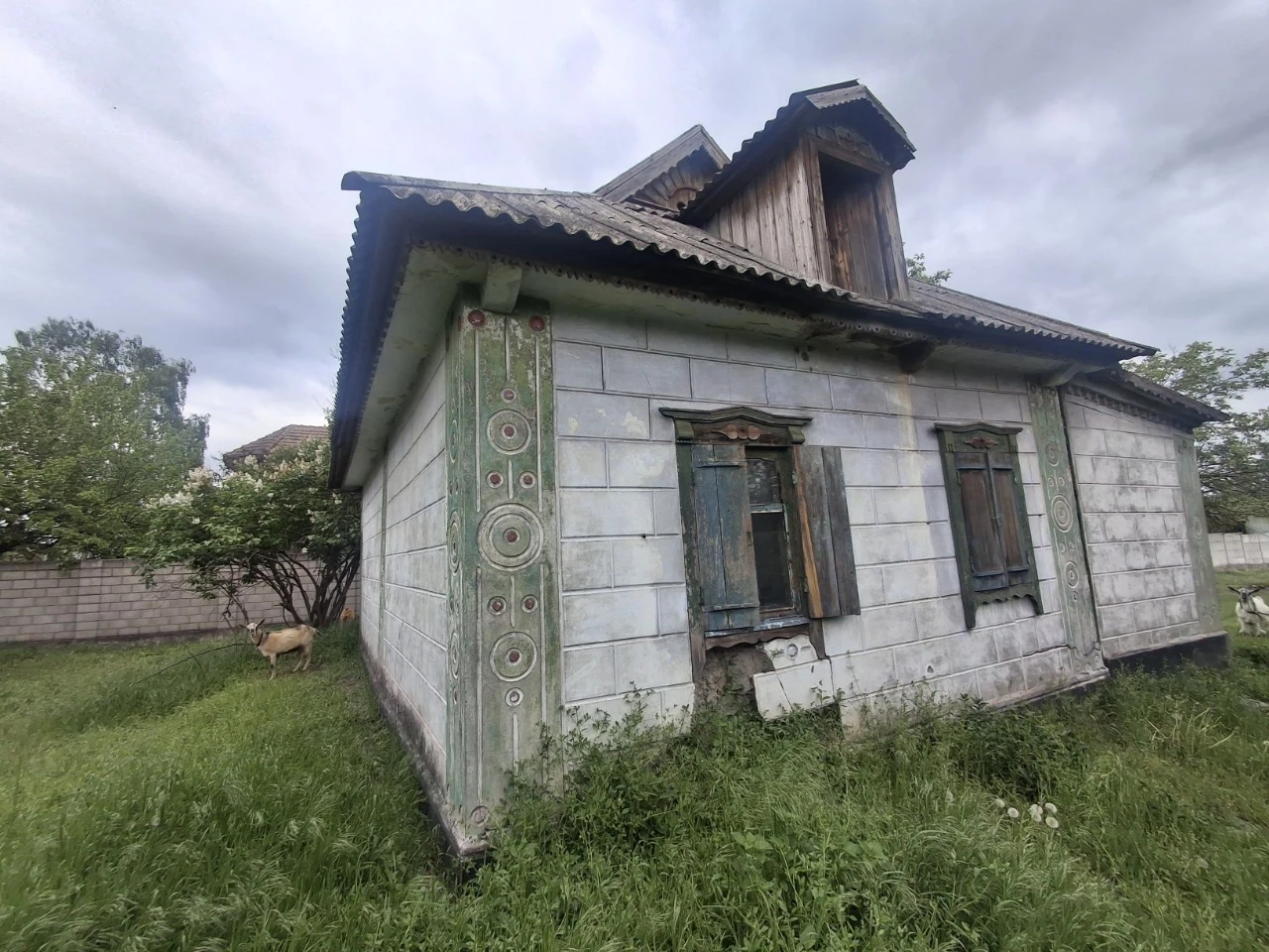 Продам дом с участком 15 соток