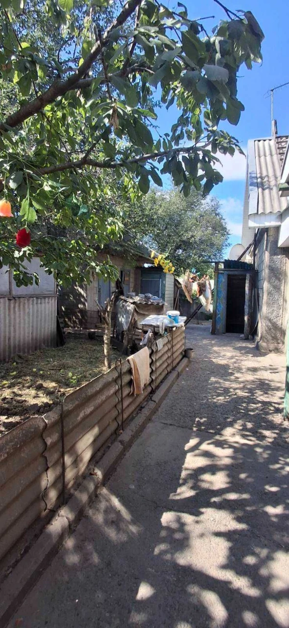 Продам будинок з гаражем р-н Романково , 27 школа