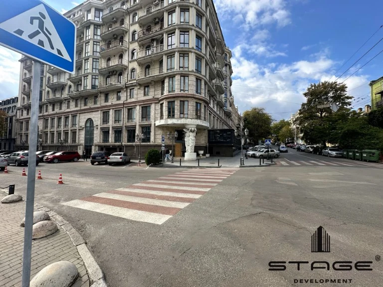 БЕЗ КОМИССИИ • Квартира + Паркинг • 1500$/метр • Исторически