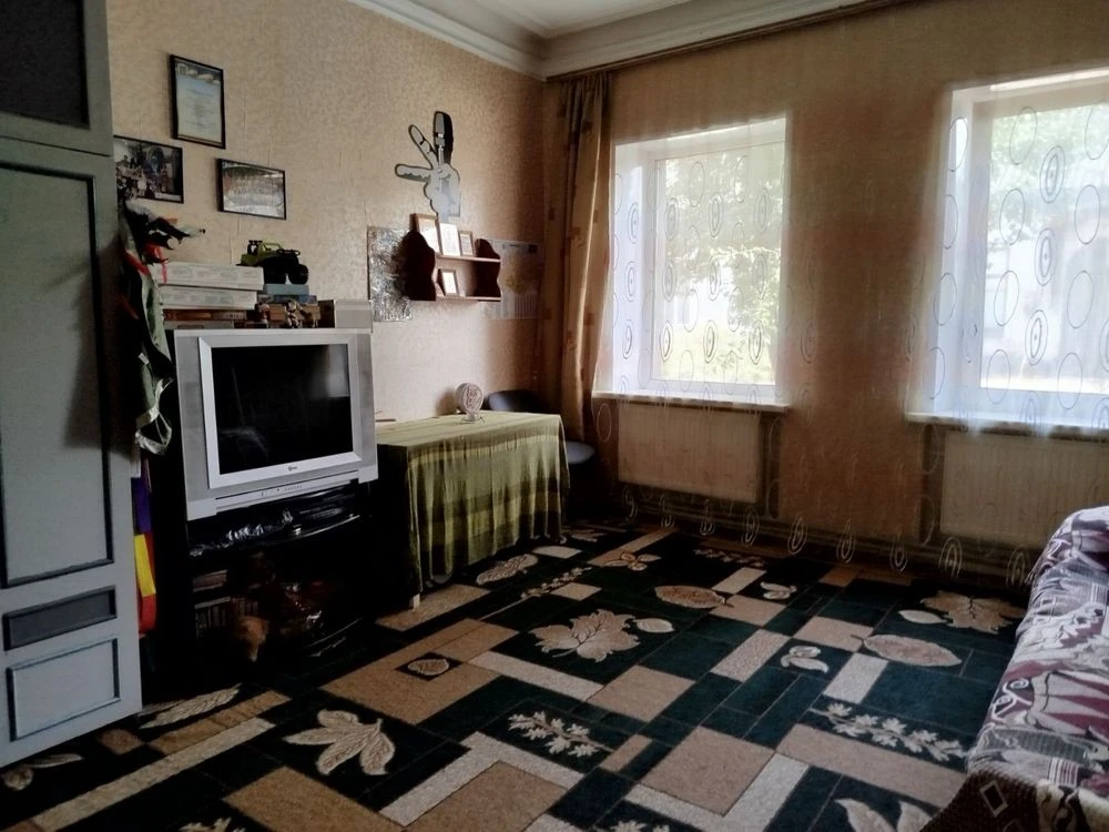 Продам большой дом в Центре города с А/О
