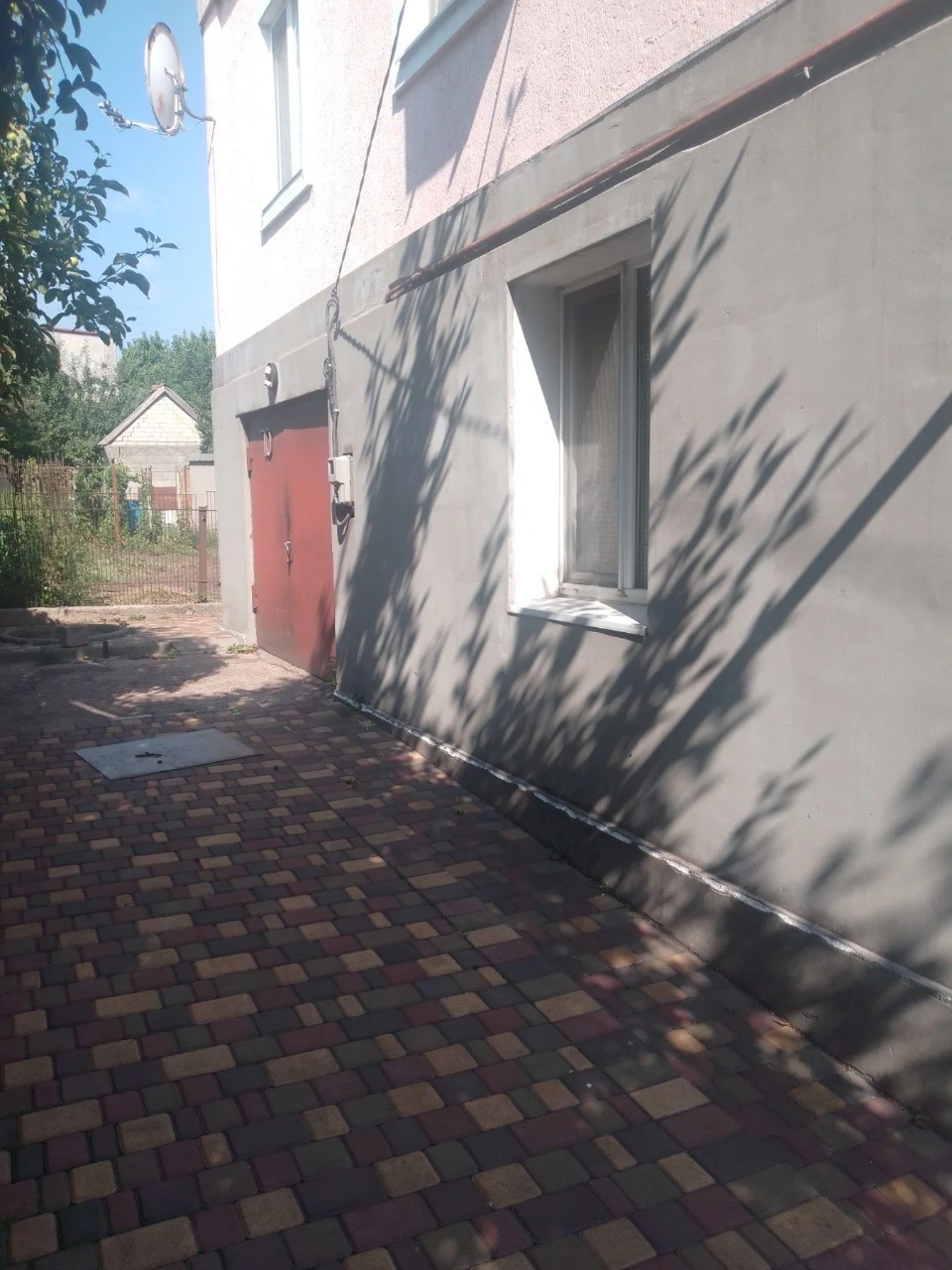 Продам просторный двухэтажный дом в Романково.