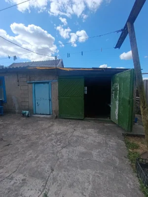 Продам будинок з літнею кухнею і гаражем!