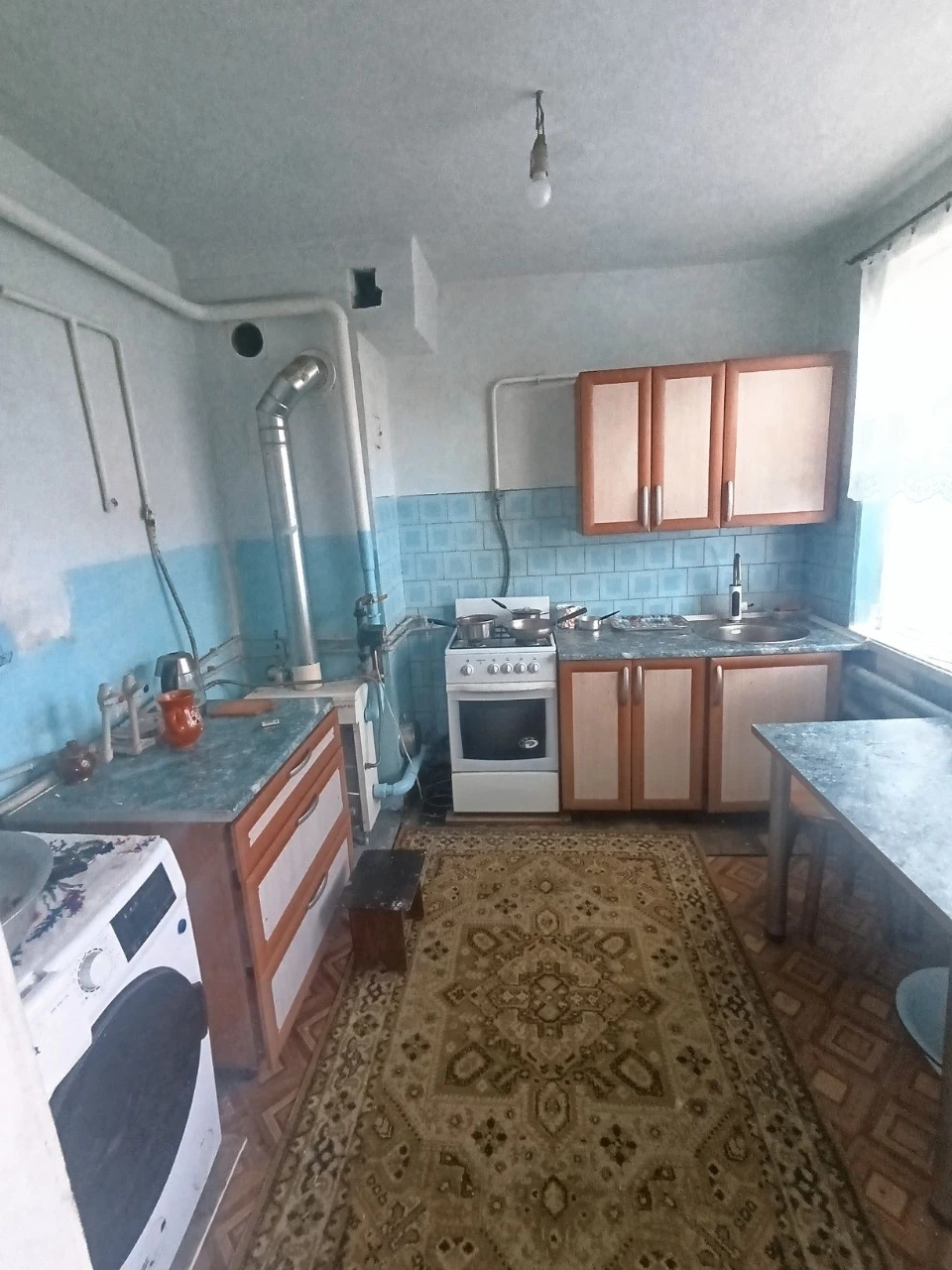 Продам будинок з літнею кухнею і гаражем!