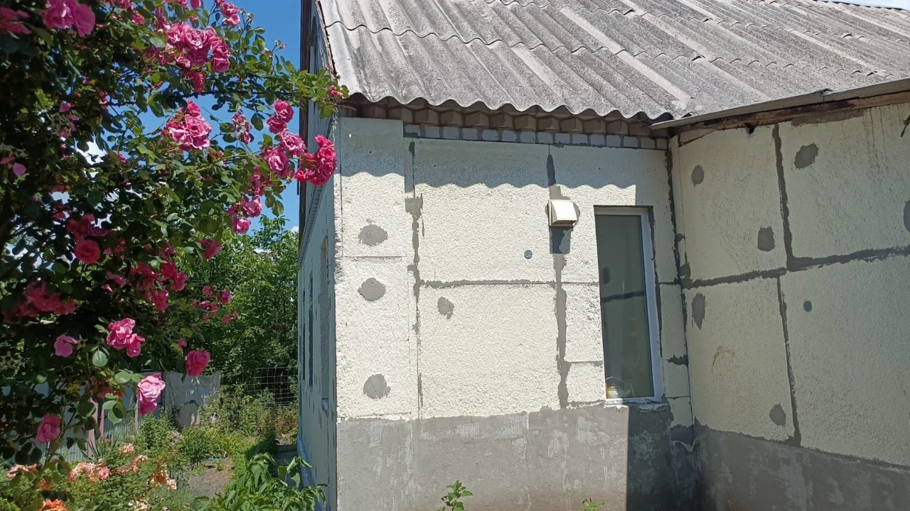Продається будинок 68м2. з літньою кухнею 30м2., та гаражем
