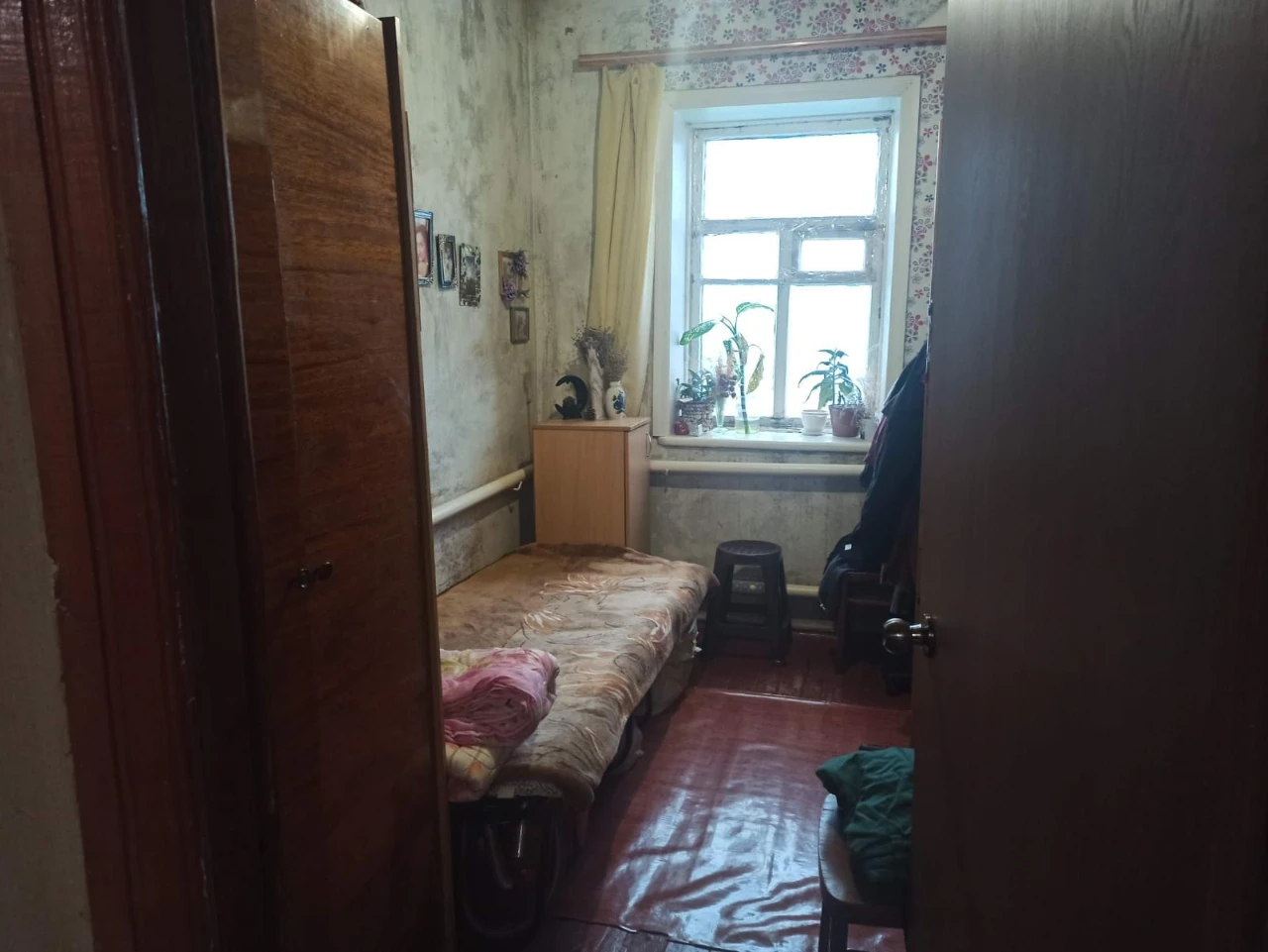 Продається будинок 68м2. з літньою кухнею 30м2., та гаражем