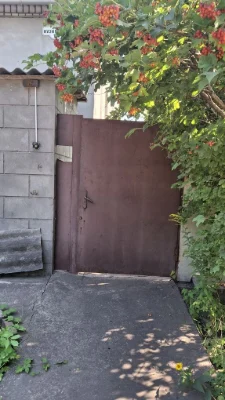 Продам частину будинку на вул Покровскій