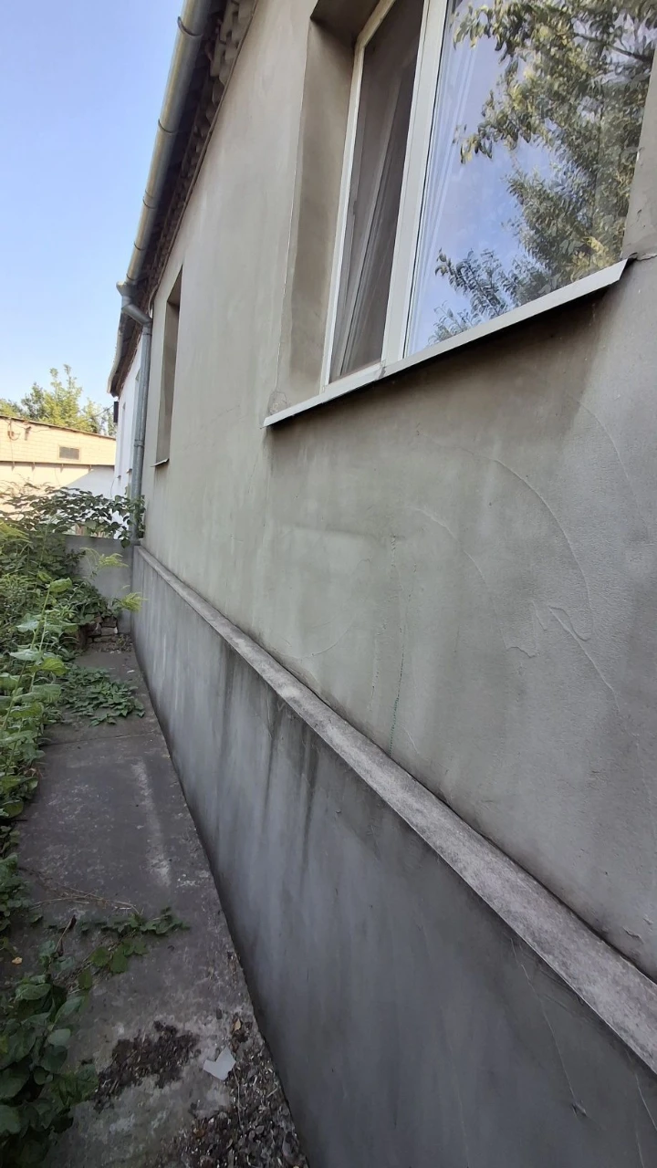 Продам частину будинку на вул Покровскій