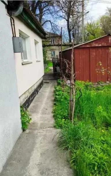 Продам часть домика по цене 1-комн./ р-н ЖД