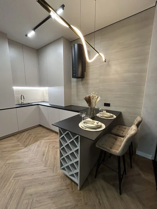 Residential complex Ithaca! 2 bedrooms and a kitchen studio! No commission!