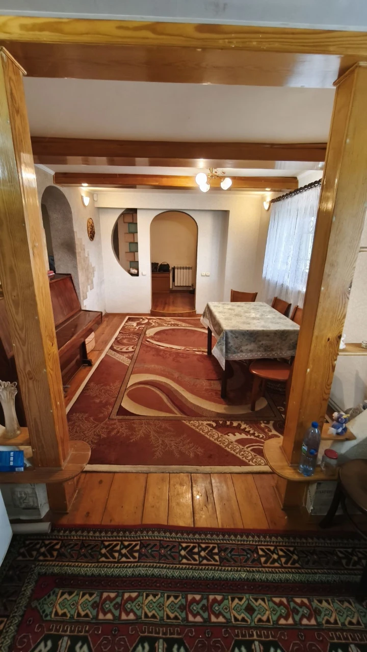 Продам будинок, який підкреслює твій масштаб