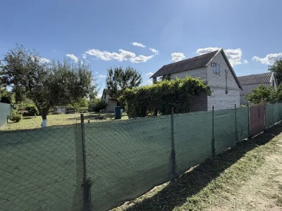 For Sale: Nice Cottage