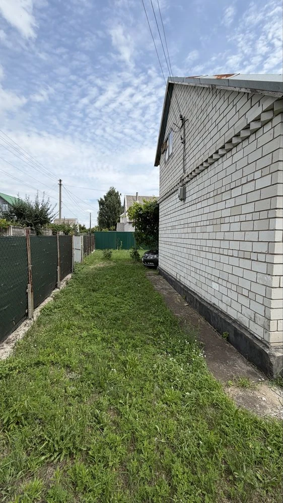 For Sale: Nice Cottage