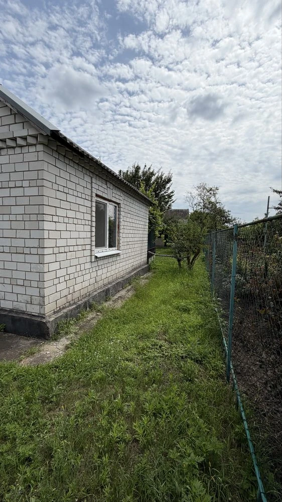 For Sale: Nice Cottage