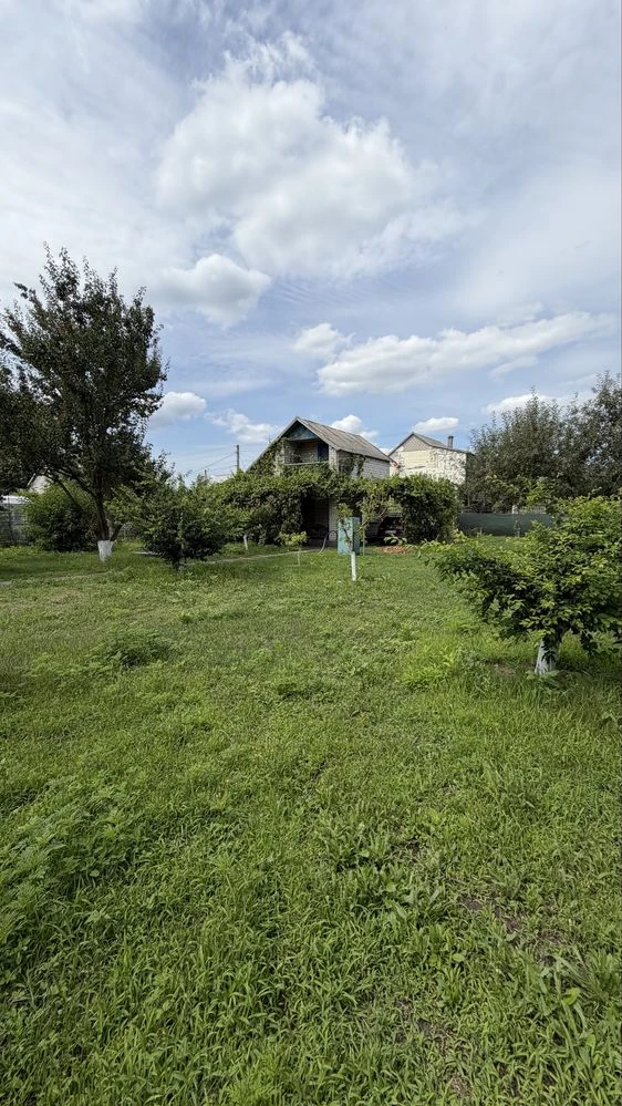 For Sale: Nice Cottage