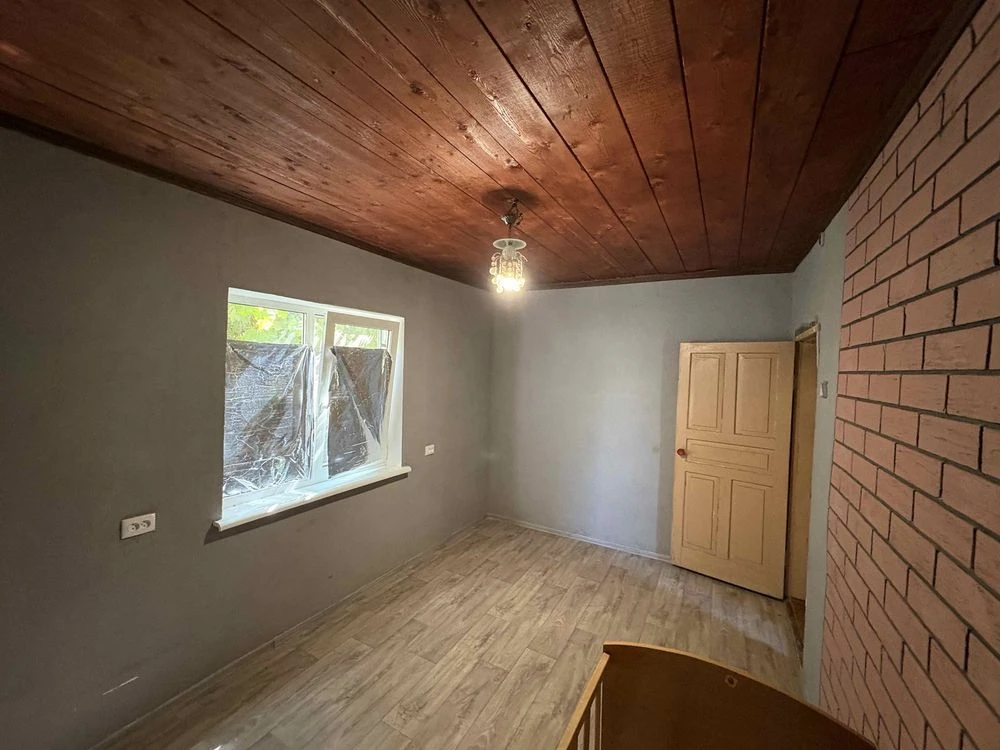 For Sale: Nice Cottage