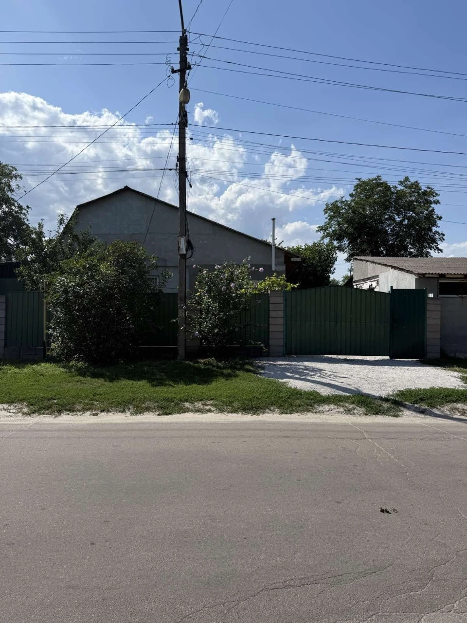 Продам будинок смт Карнаухівка!