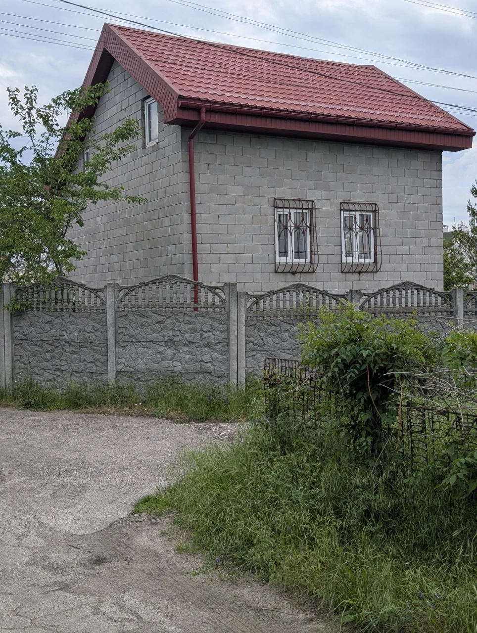 Продам дачу 10 соток в Елизаветовке. 50 м до Голубого Озера.