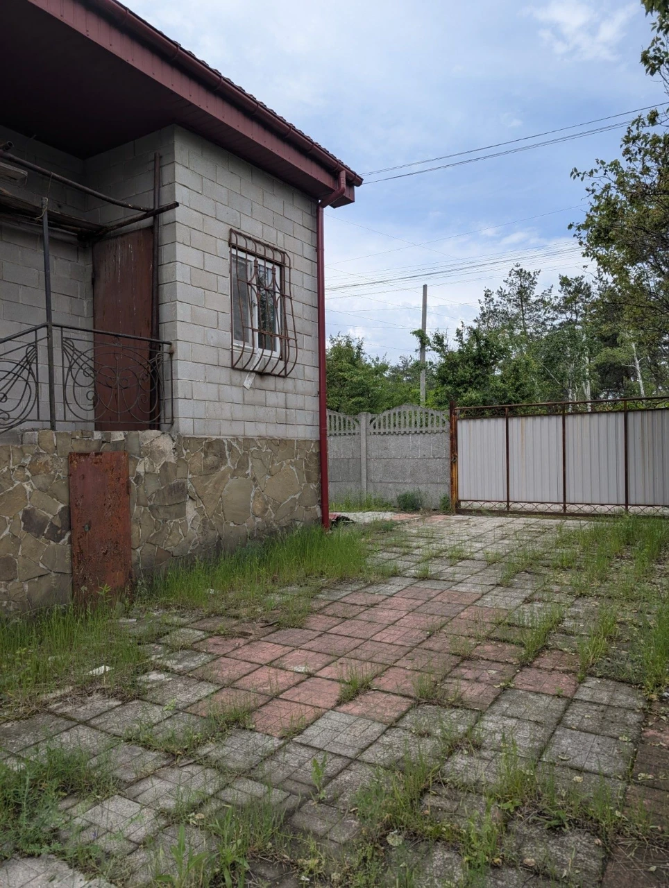 Продам дачу 10 соток в Елизаветовке. 50 м до Голубого Озера.