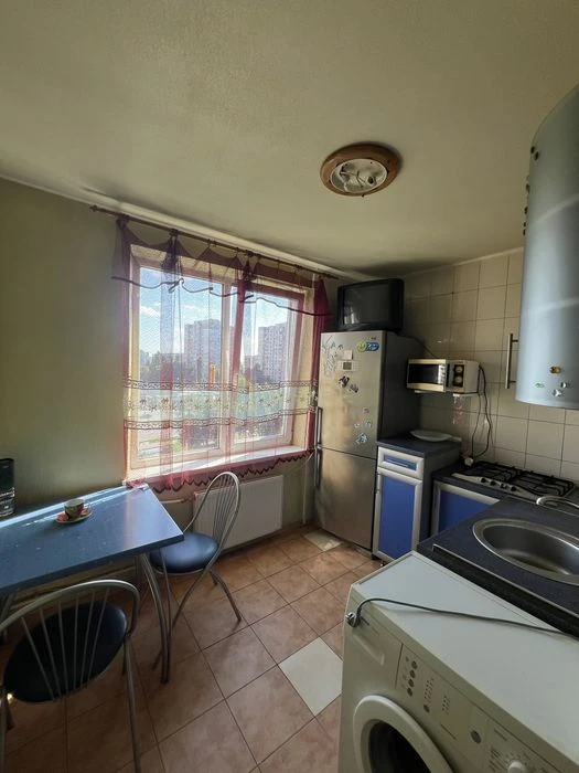 Продам 1 комн.кв.Салтовка,604 м/р,Салтовское Шоссе 145