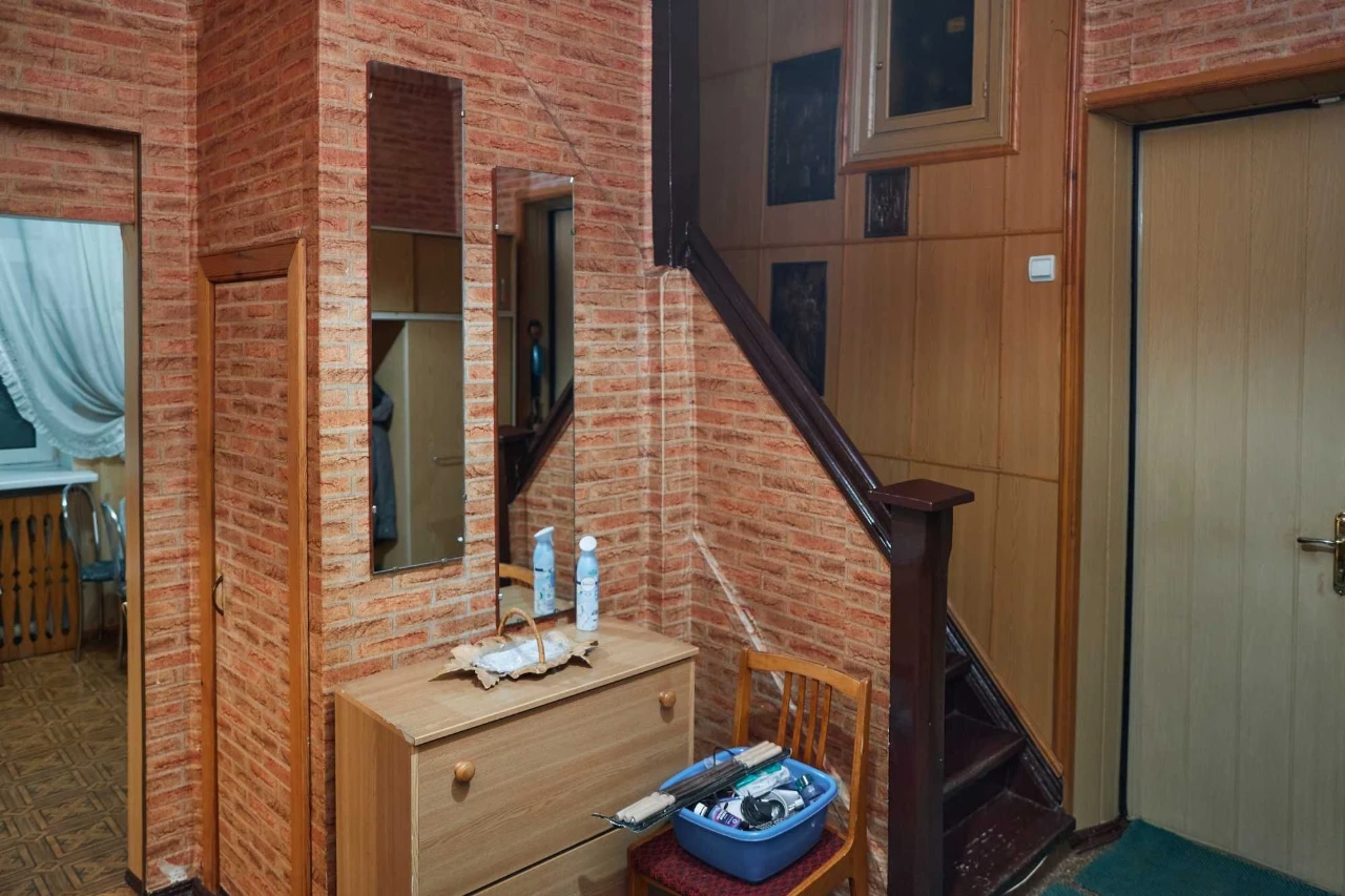 Просторий будинок 182,6 м² на ділянці 15,5 сотки + гараж від