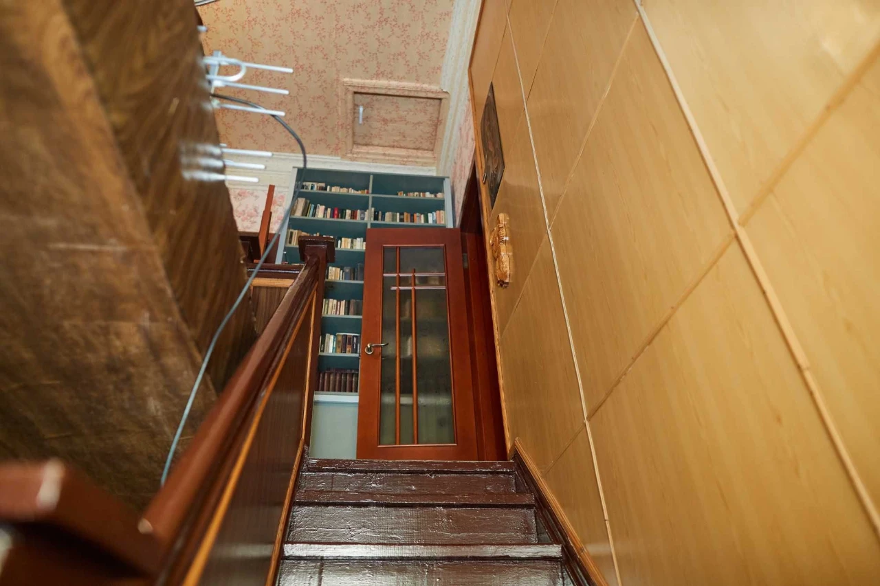 Просторий будинок 182,6 м² на ділянці 15,5 сотки + гараж від