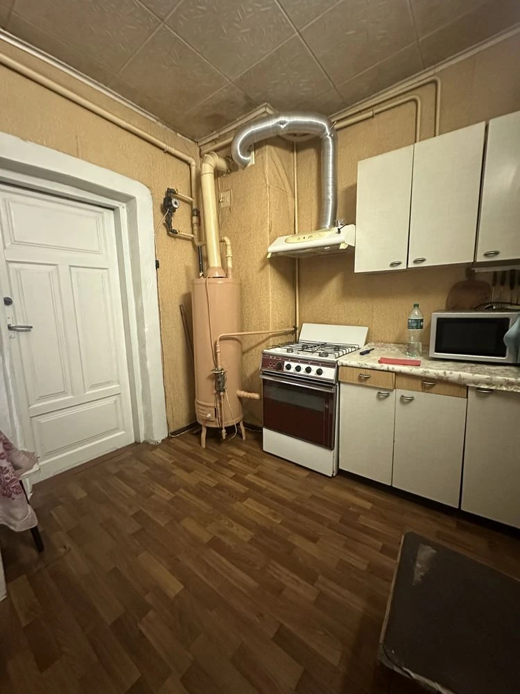 Продам пол дома в центре города! С Автономным Газовым Отопле
