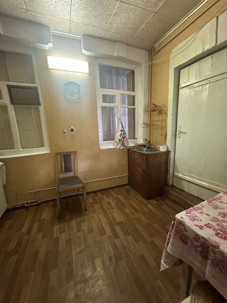 Продам пол дома в центре города! С Автономным Газовым Отопле