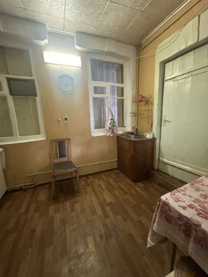 Продам пол дома в центре города! С Автономным Газовым Отопле