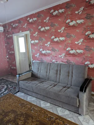 Продается просторный дом 120 м² в центре Карнауховки.