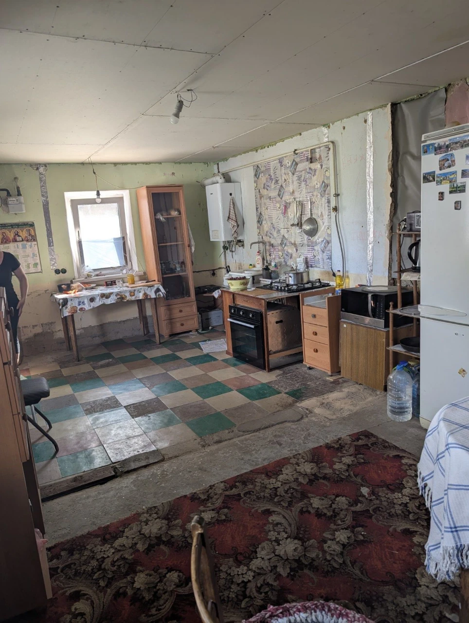Продается просторный дом 120 м² в центре Карнауховки.
