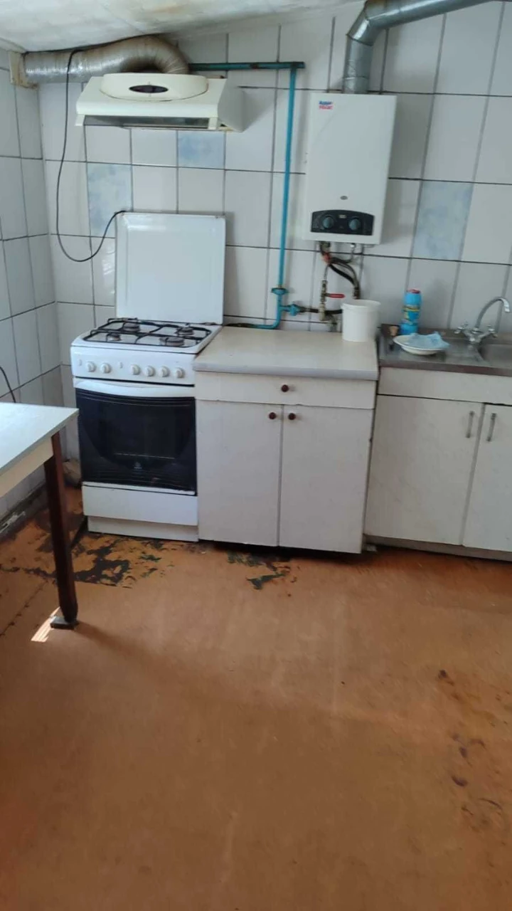 Продам частину будинку