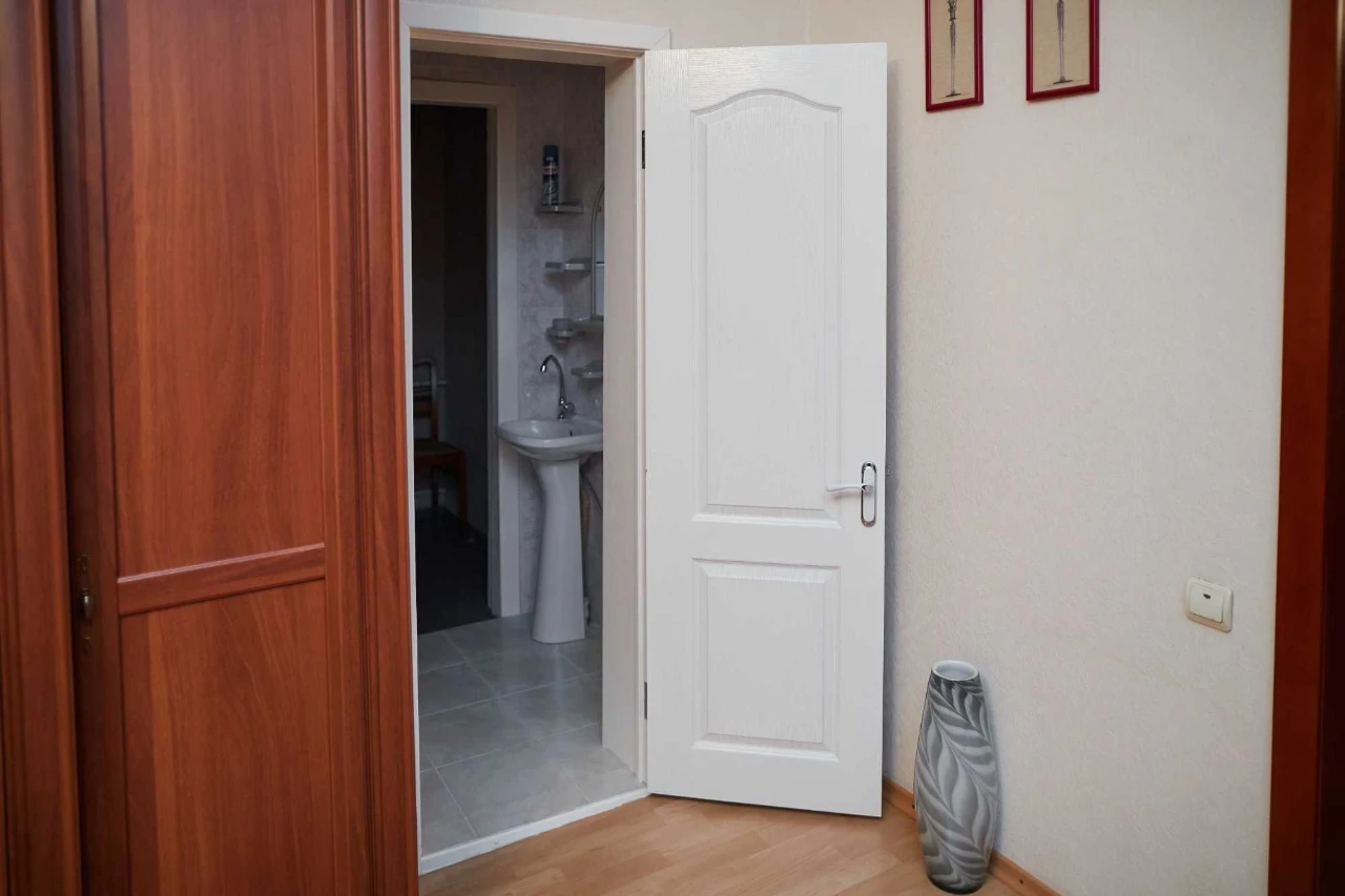 ПОТУЖНИЙ БУДИНОК 182 м² у м. Кам’янське