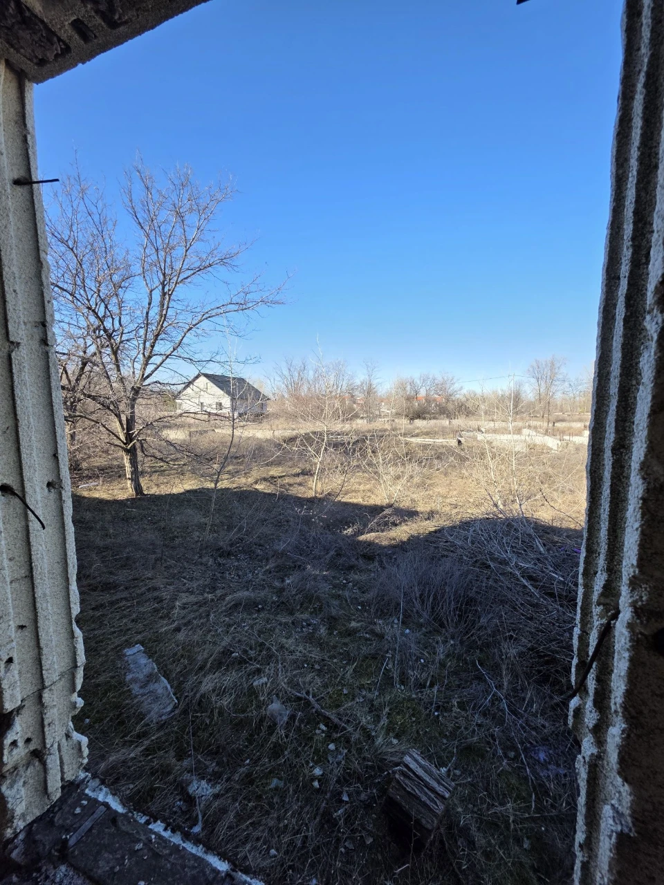Продаж окремого будинку біля озера
