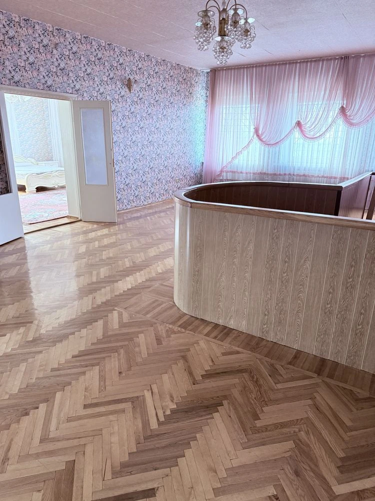 Продам приватний будинок у місті Камянське