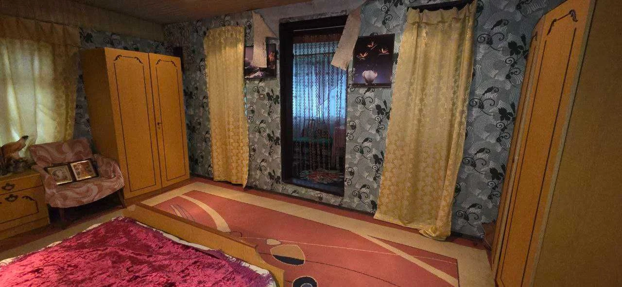 Продам дачу біля води