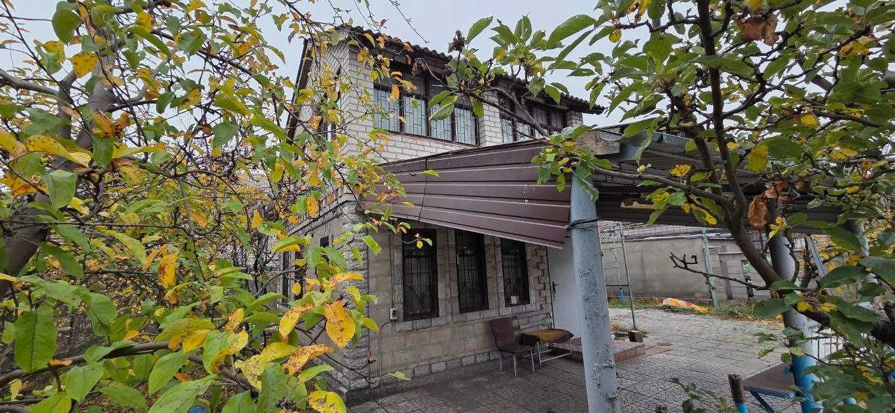 Продам дачу біля води