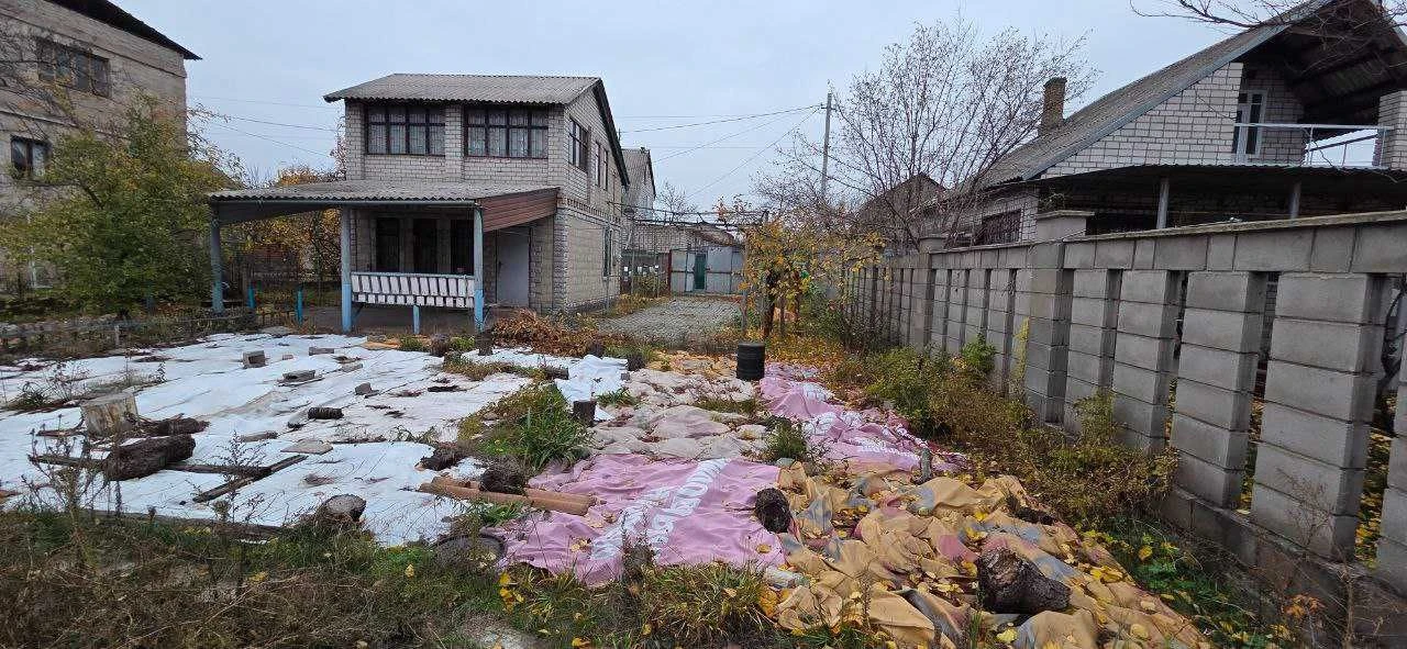 Продам дачу біля води