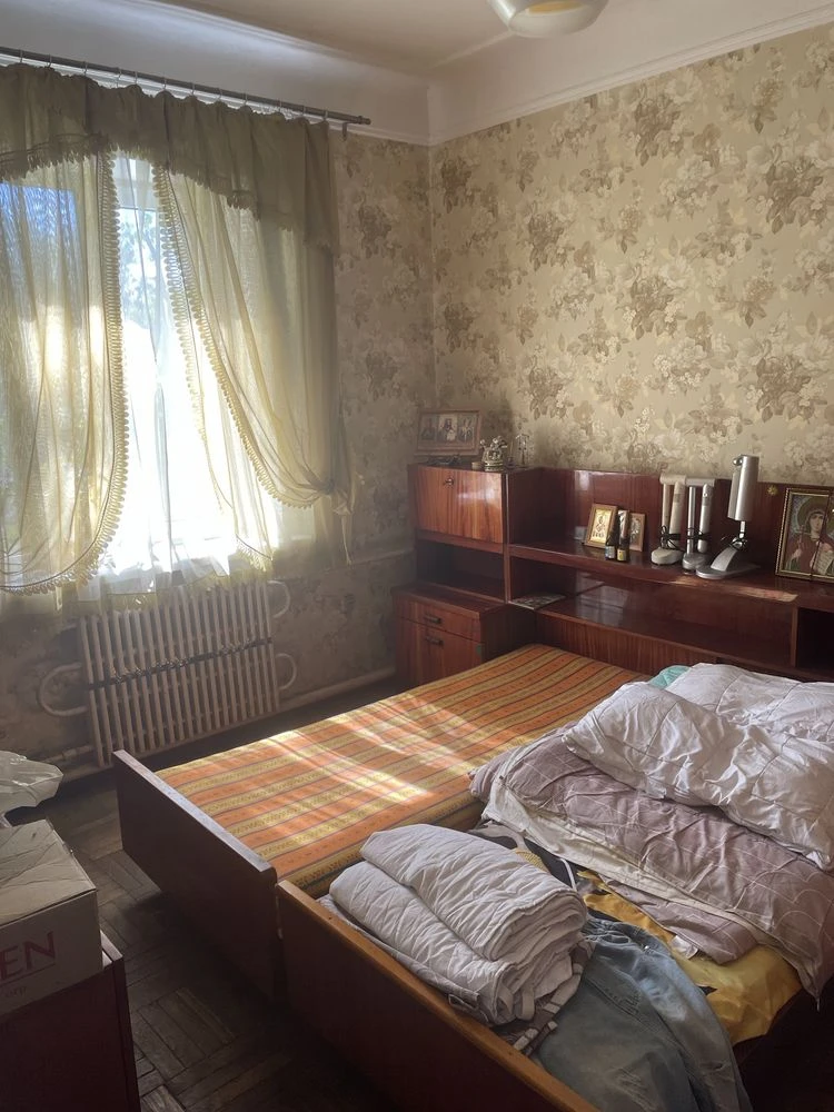 Продам зручний двоповерховий будинок 106,1 м² із земельною д