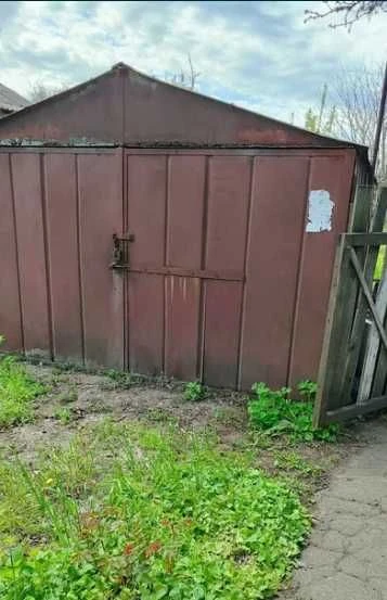 Продам часть дома со своим двором и ГАРАЖОМ