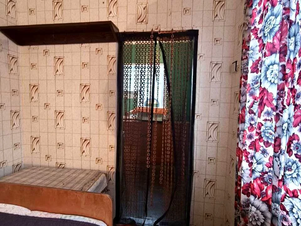 Будинок. Кам'янське, Шоста