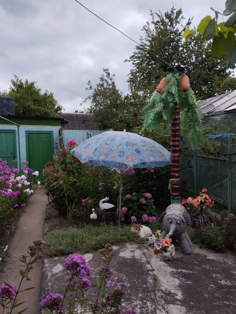 Продам 1/2 дома район 28 школы