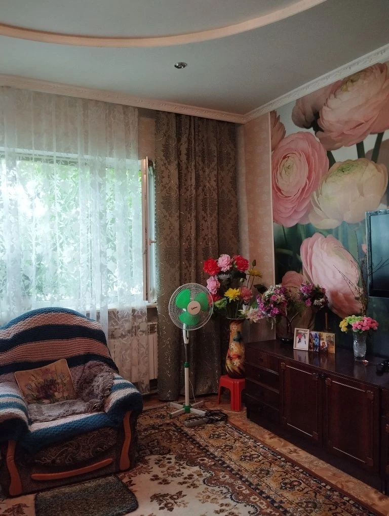 Продам 1/2 дома район 28 школы