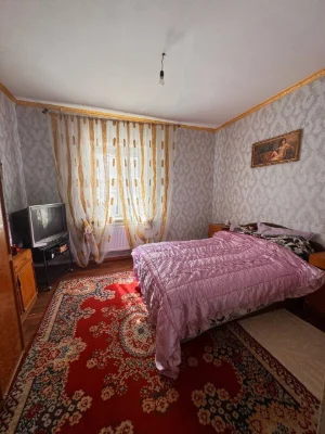 Продам великий будинок на пос. Будівельників. Сертифікат! V.