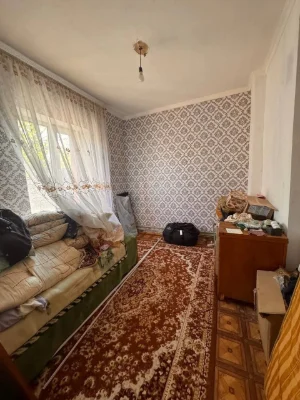 Продам великий будинок на пос. Будівельників. Сертифікат! V.